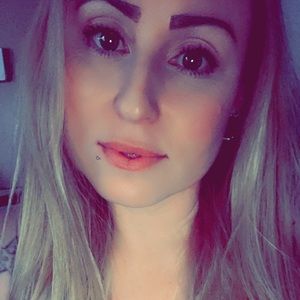 Meet your Posher, Manda